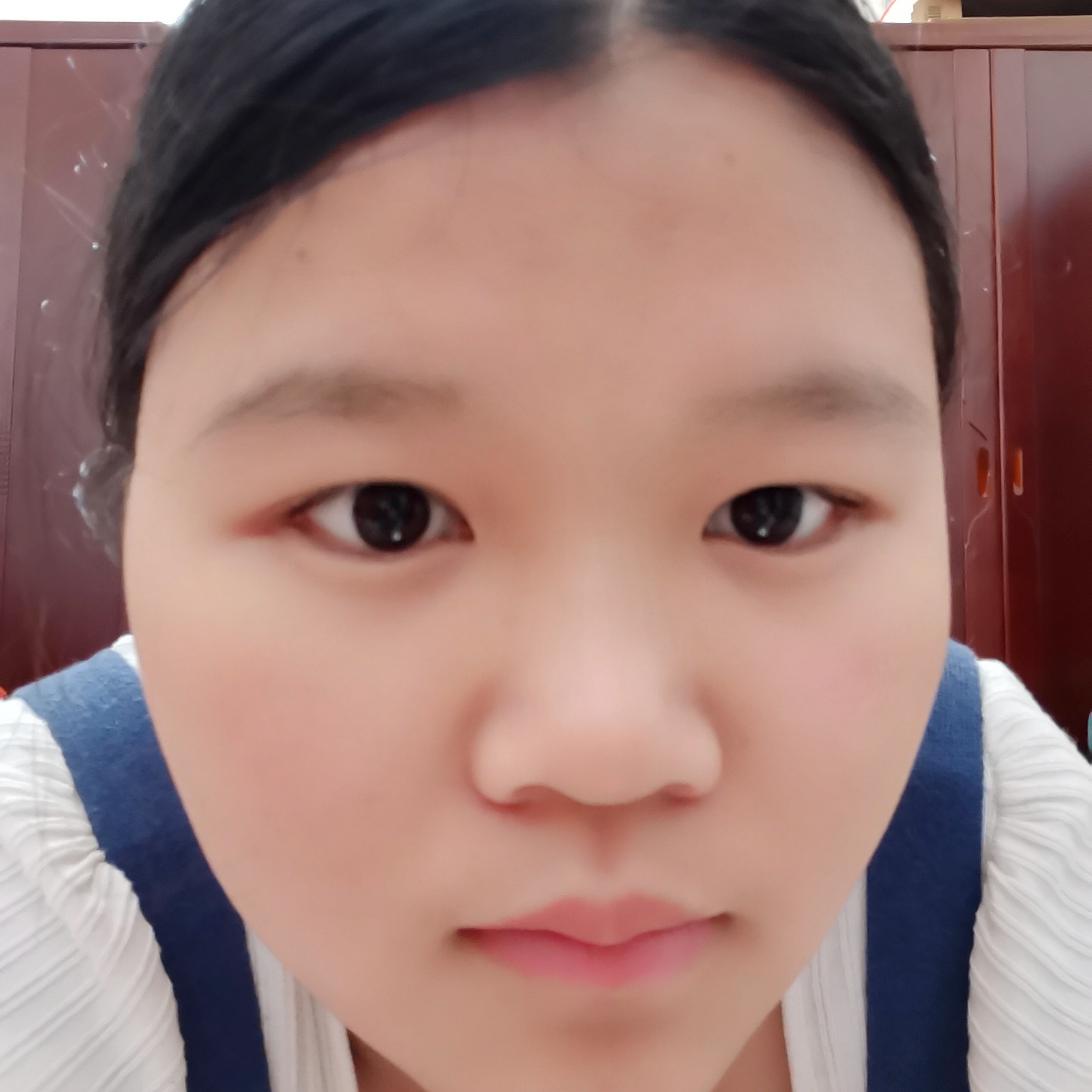 人潮拥的照片