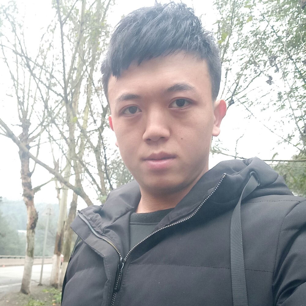 裸奔的骷髅的照片