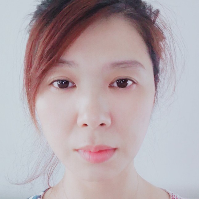 化羽简单的照片