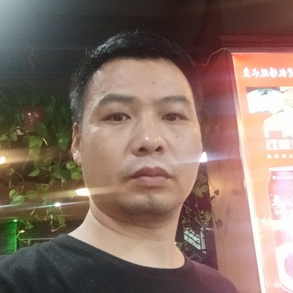 袁胜利的照片