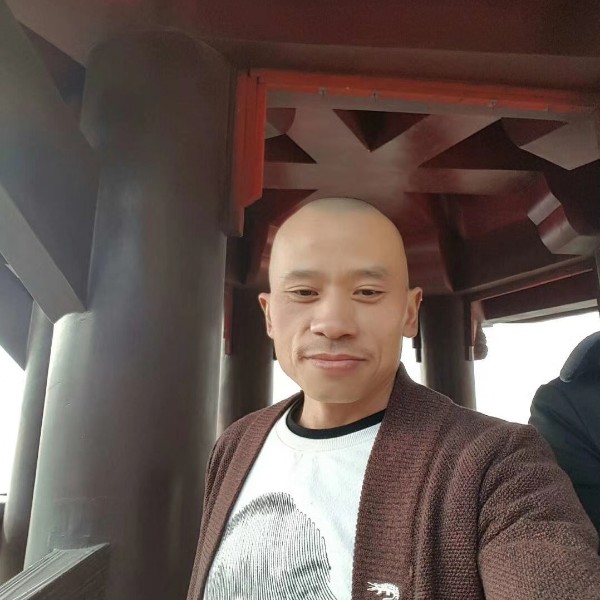 单身的男人不好过的照片