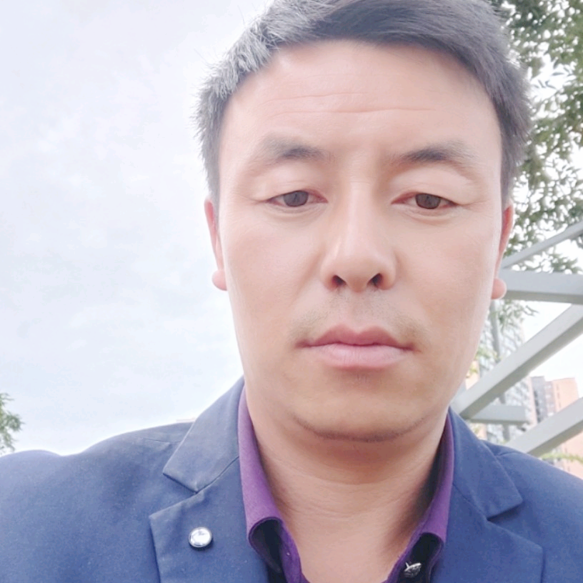 白羊闻烂漫的照片