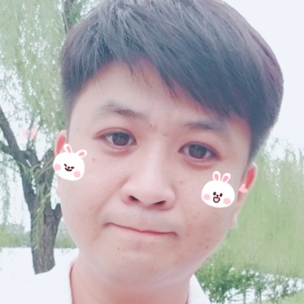 大胆向灯泡的照片