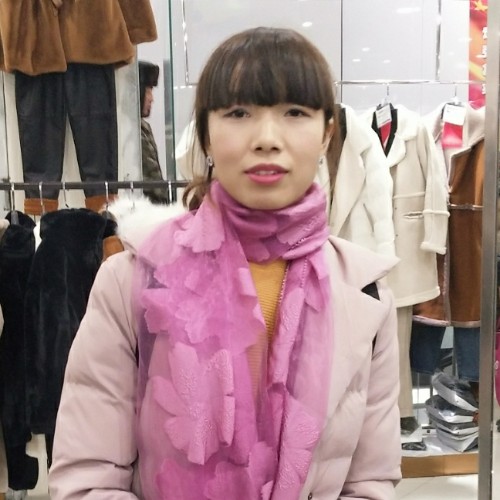 山间一小妖的照片