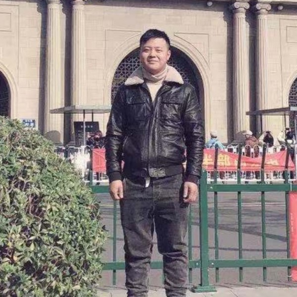 娇气邂逅老鼠的照片