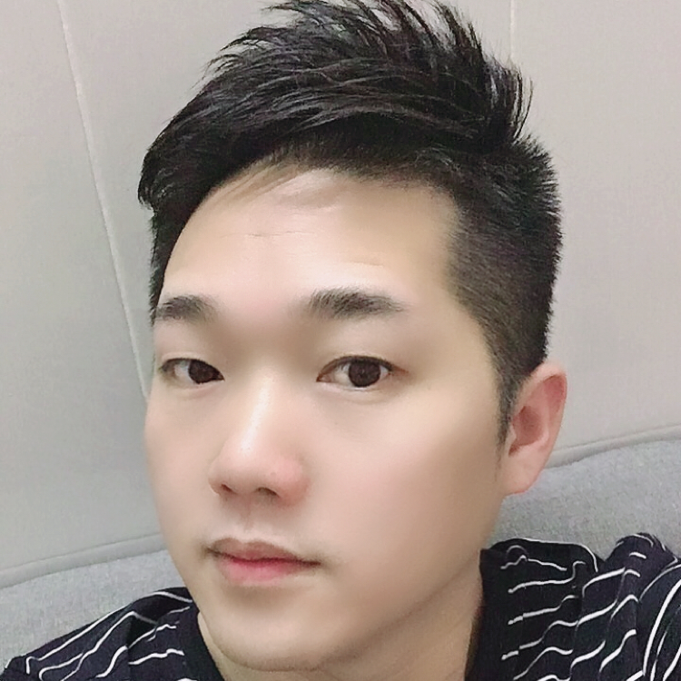 外向方保温杯的照片