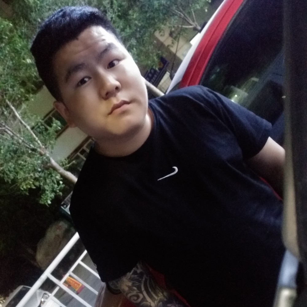 A     阿坤的照片
