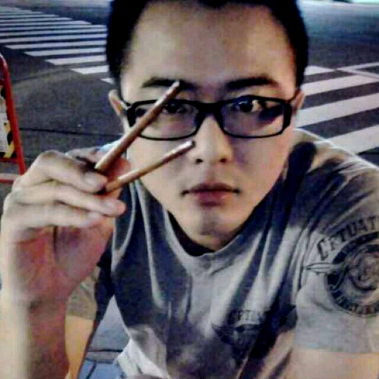 噗哧君的照片