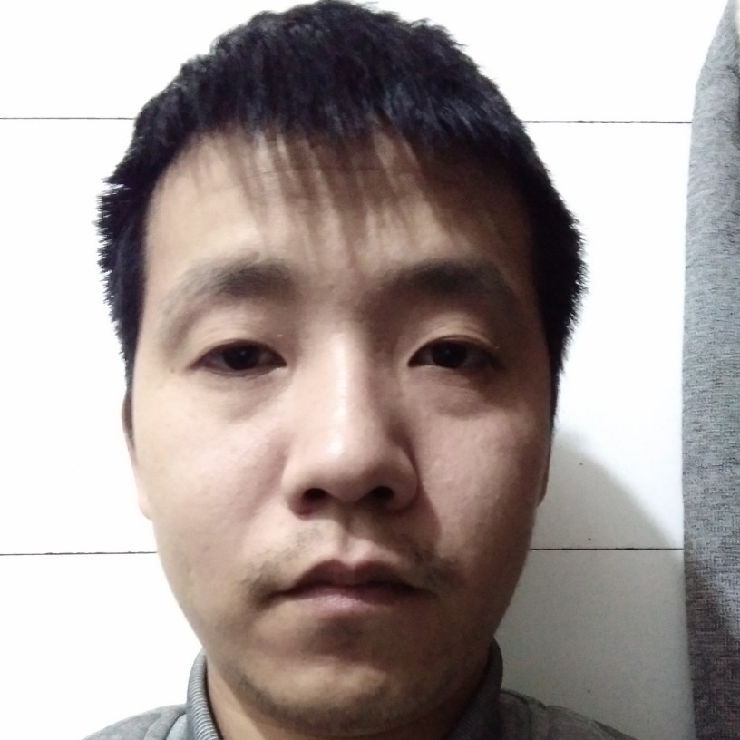 雷腾的照片