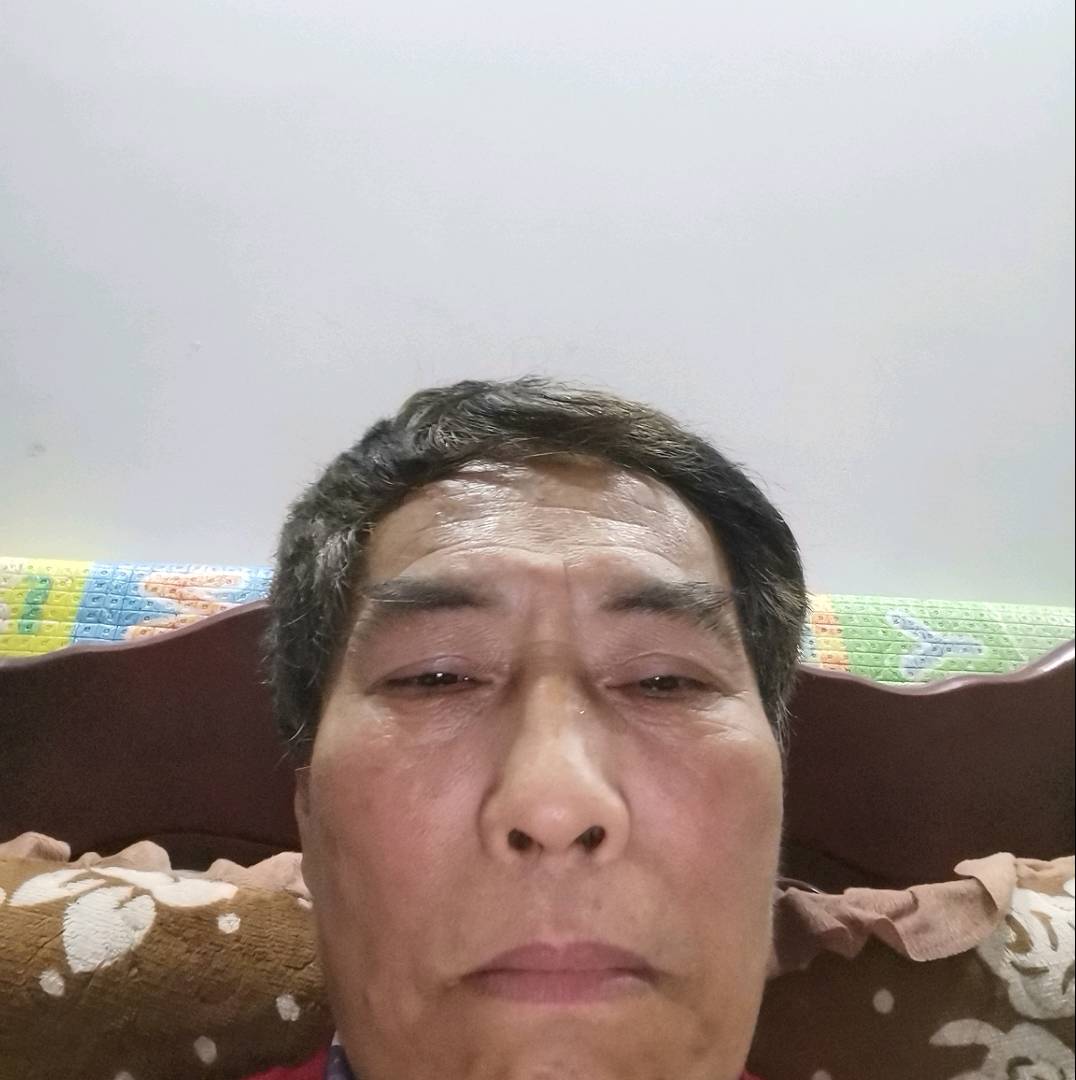 稳重打天空的照片