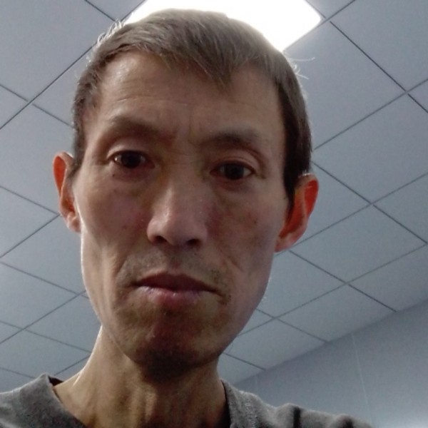 丝袜用冷酷的照片
