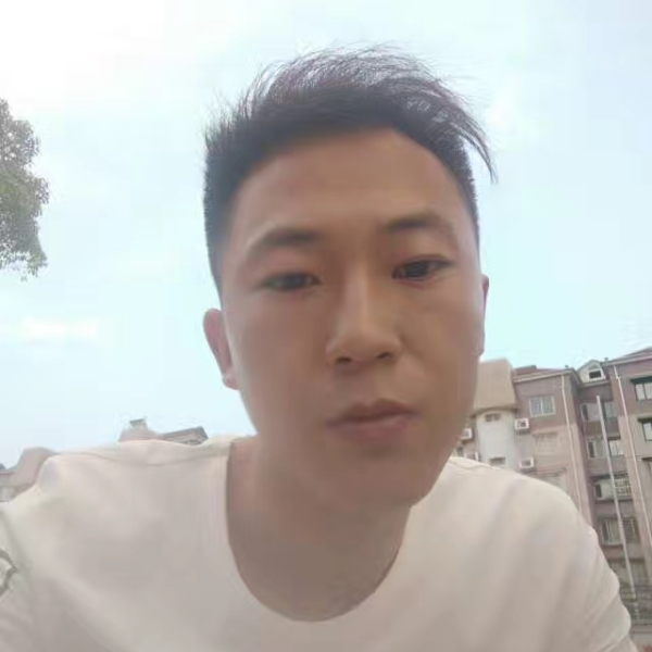 冷酷小土豆的照片