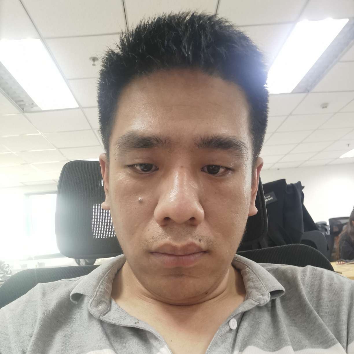 被渣女抛夫弃子人的照片