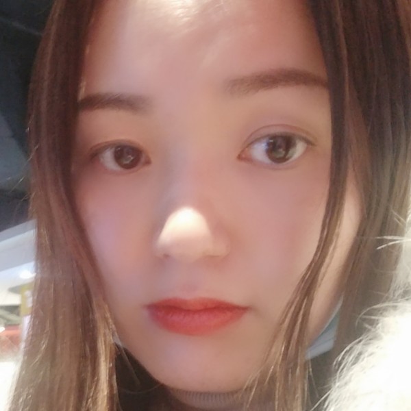 人间四月天的照片