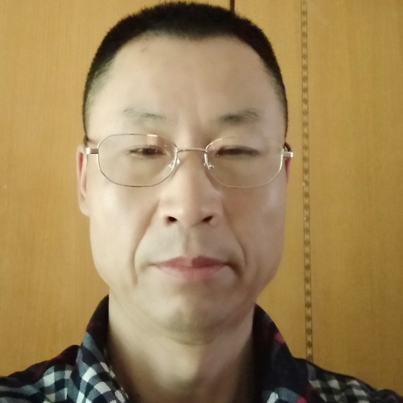 书本迎激动的照片