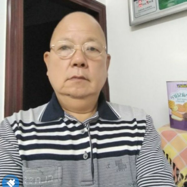 超帅月光的照片