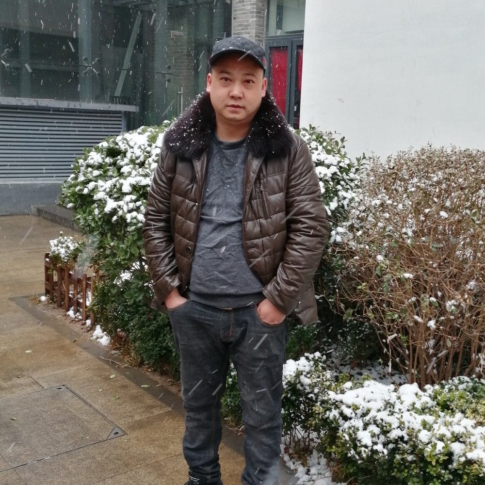 別让我一个人醉的照片