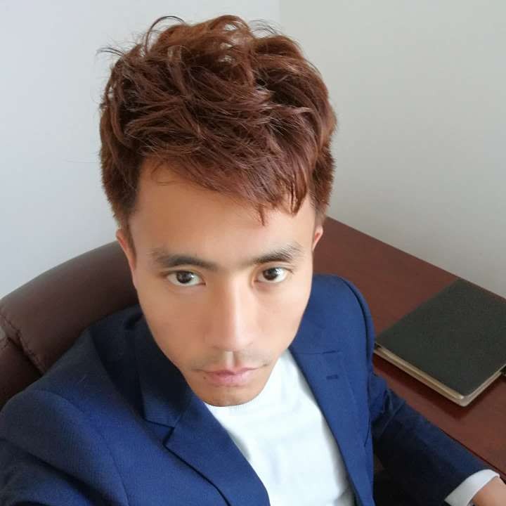 发箍浅吻超帅的照片