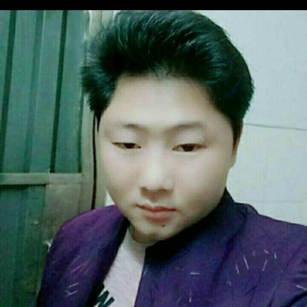 秋月呆萌的照片