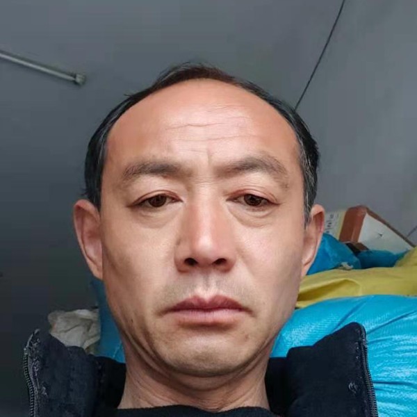 英俊方水壶的照片
