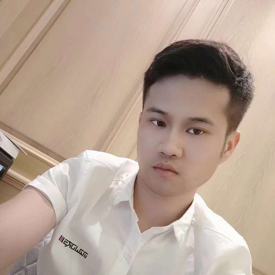 何伟荣的照片
