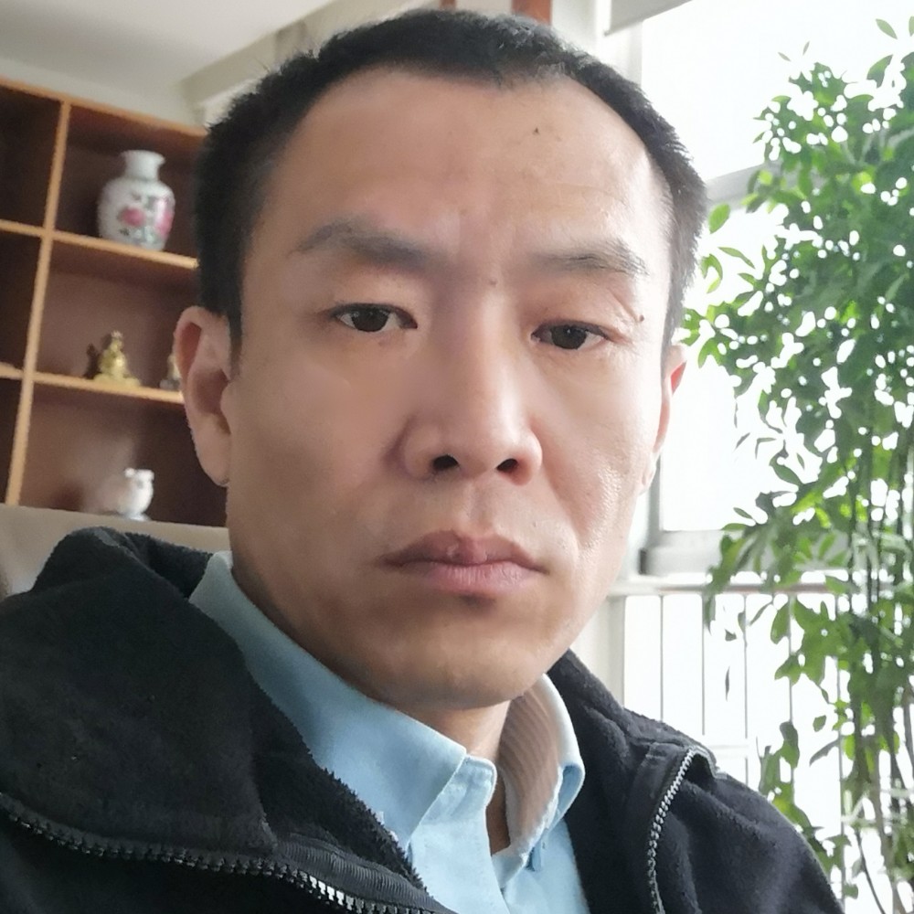车灯的照片