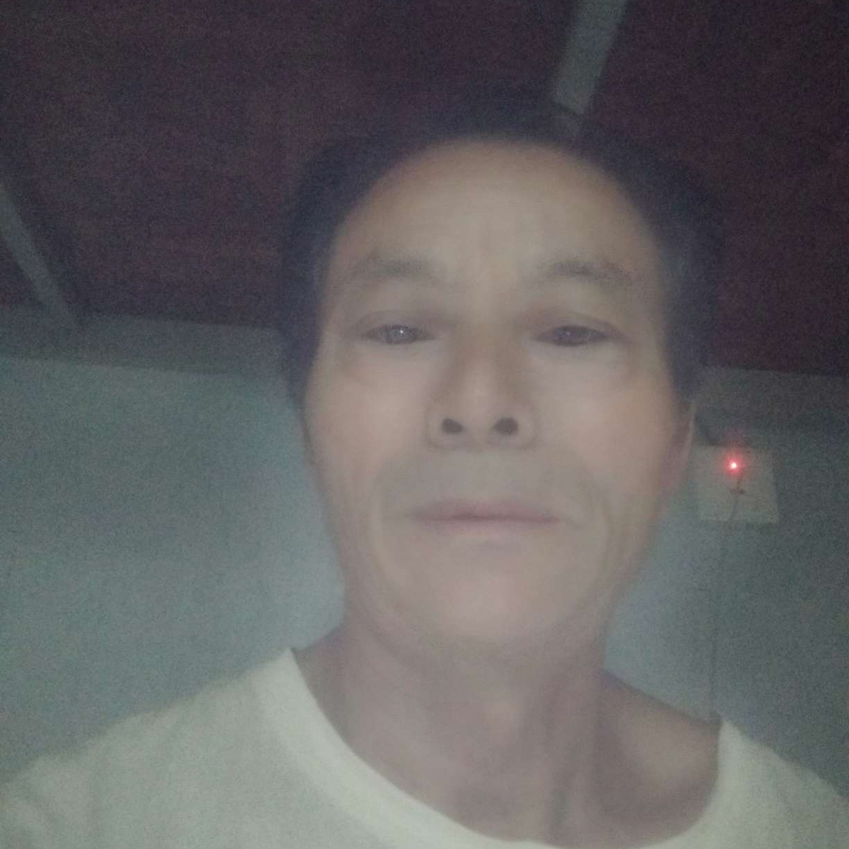 冷月高兴8000的照片