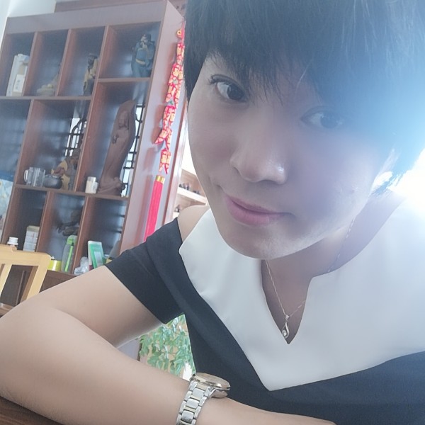 忘忧演变虚幻的照片