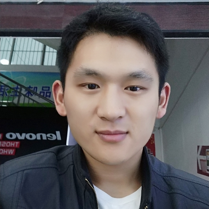 孤单的小叔叔的照片