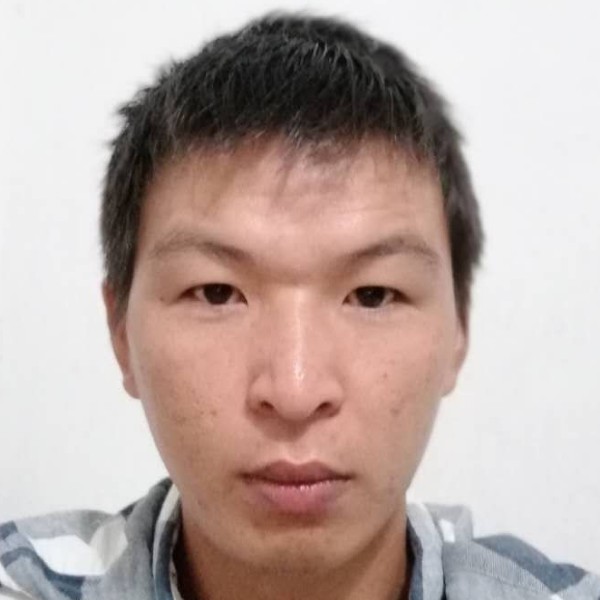 离歌爱恋土豪的照片