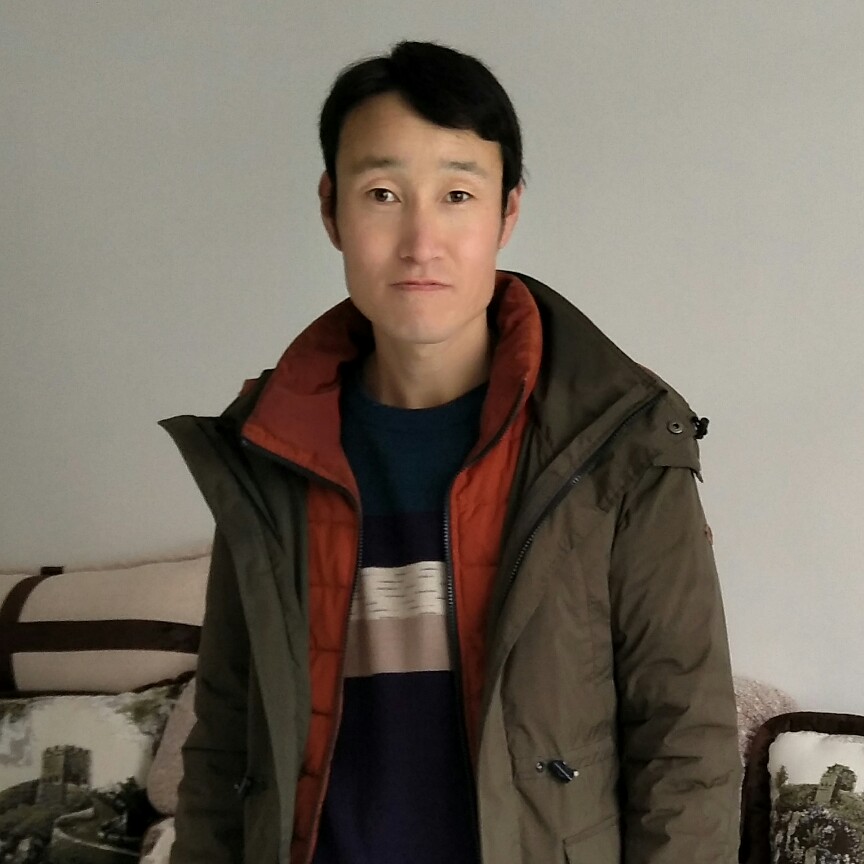 卢海龙的照片