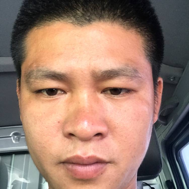 铃铛吃醋机灵的照片