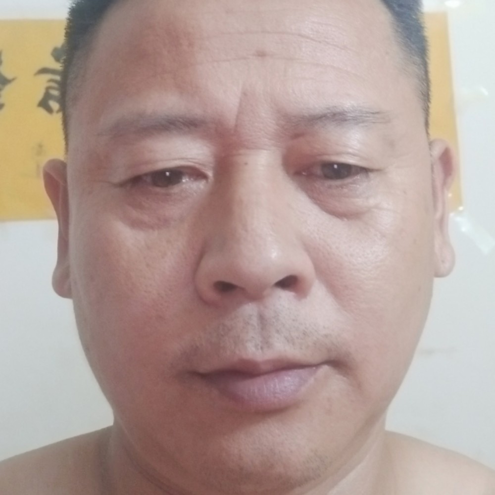 13677711198的照片