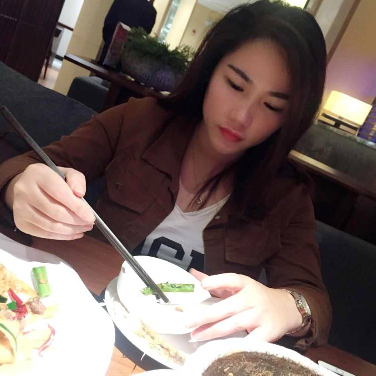 嘉丽三千的照片