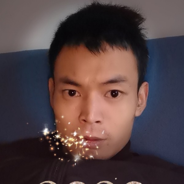 夏育的照片