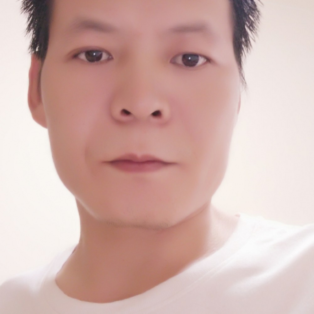 坏‘’男孩的照片