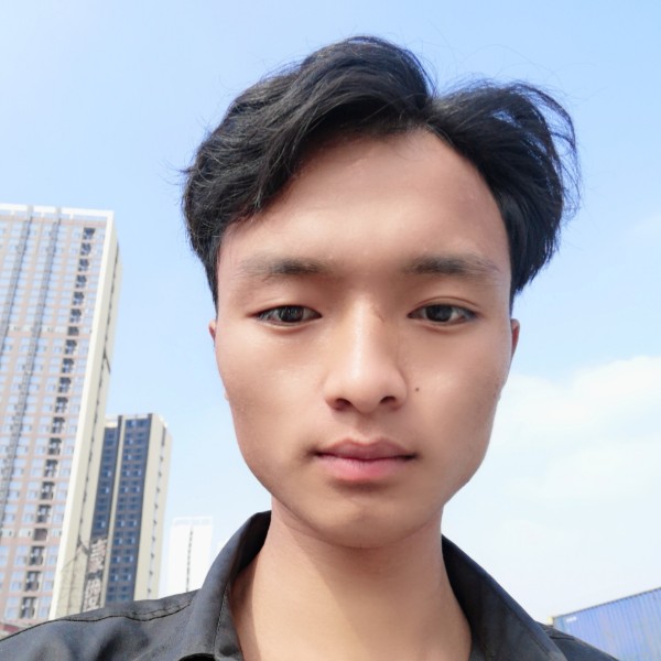 隔壁靓仔。的照片