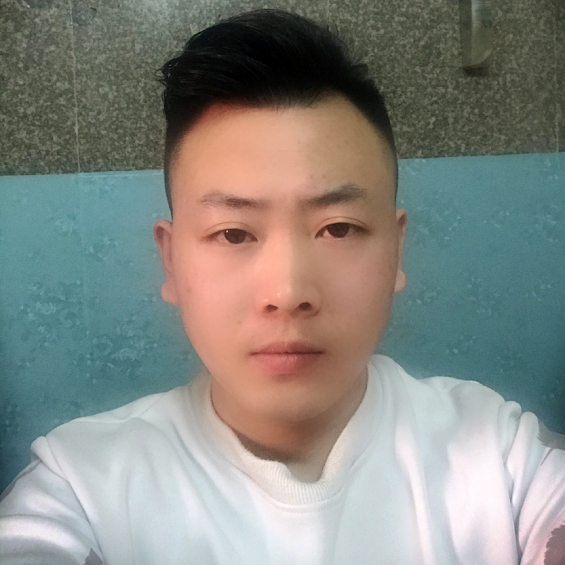 彼岸暧昧的照片