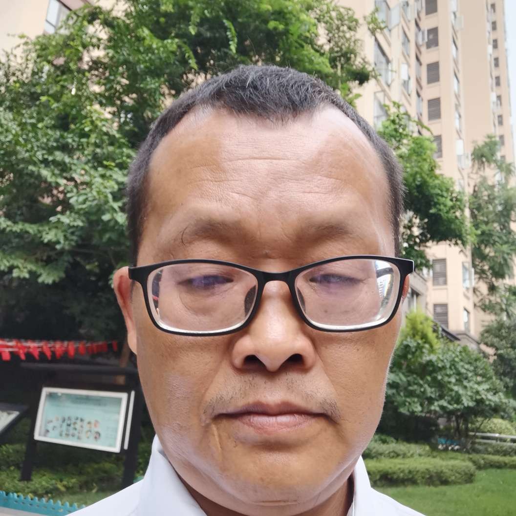 喻小鲁的照片