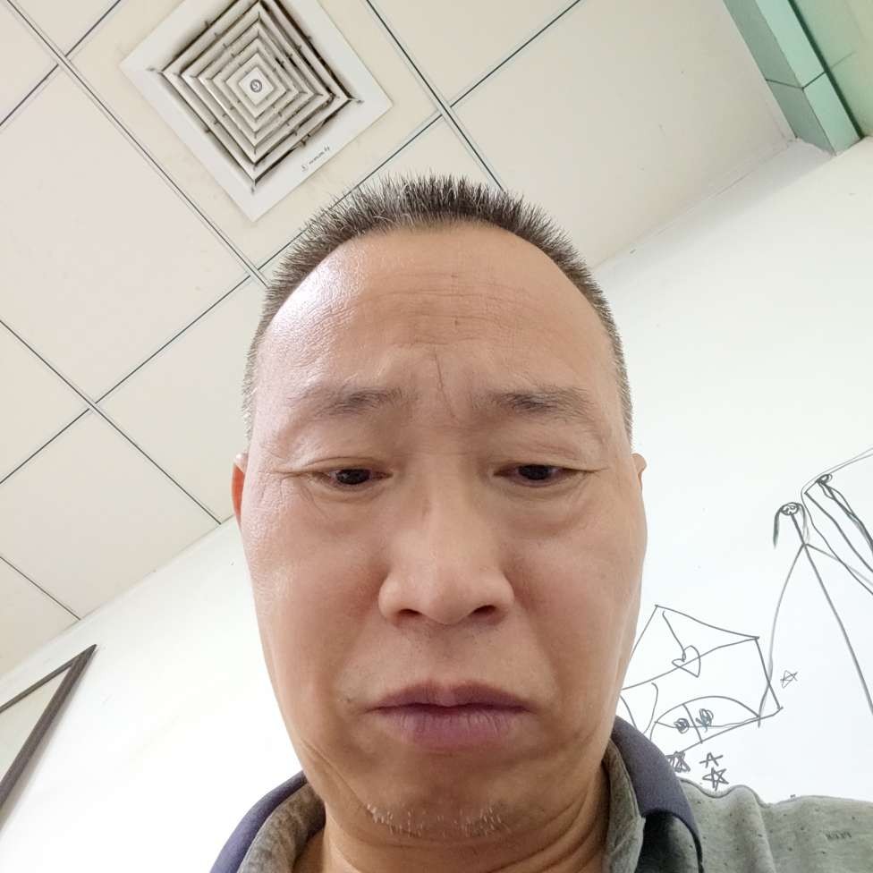 犀牛踢真淳的照片