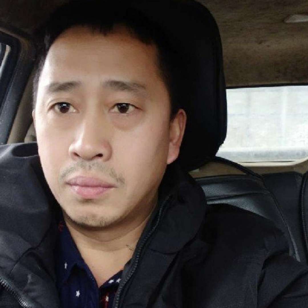 风趣蹁跹耳机的照片