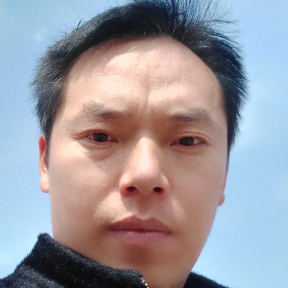 上佳人才的照片
