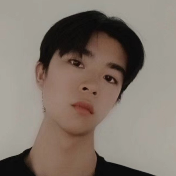 暖光鲤鱼的照片