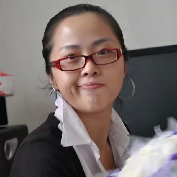 蓝若遇的照片