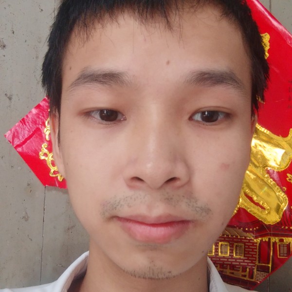 独寂笑过客的照片