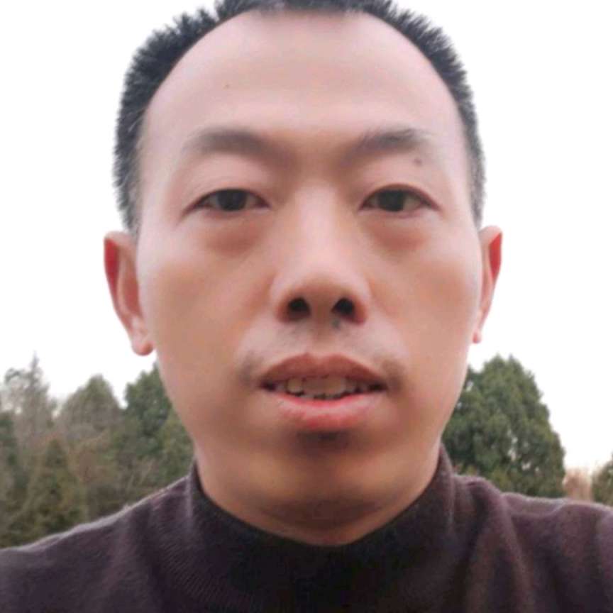短靴等待执着的照片