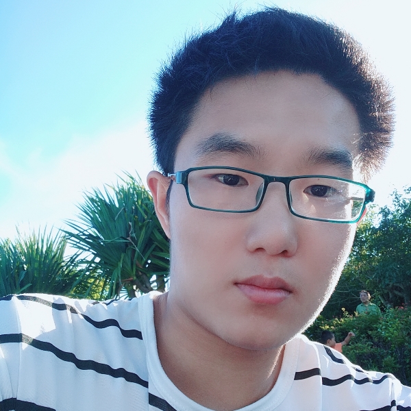 矜柔高挑的照片