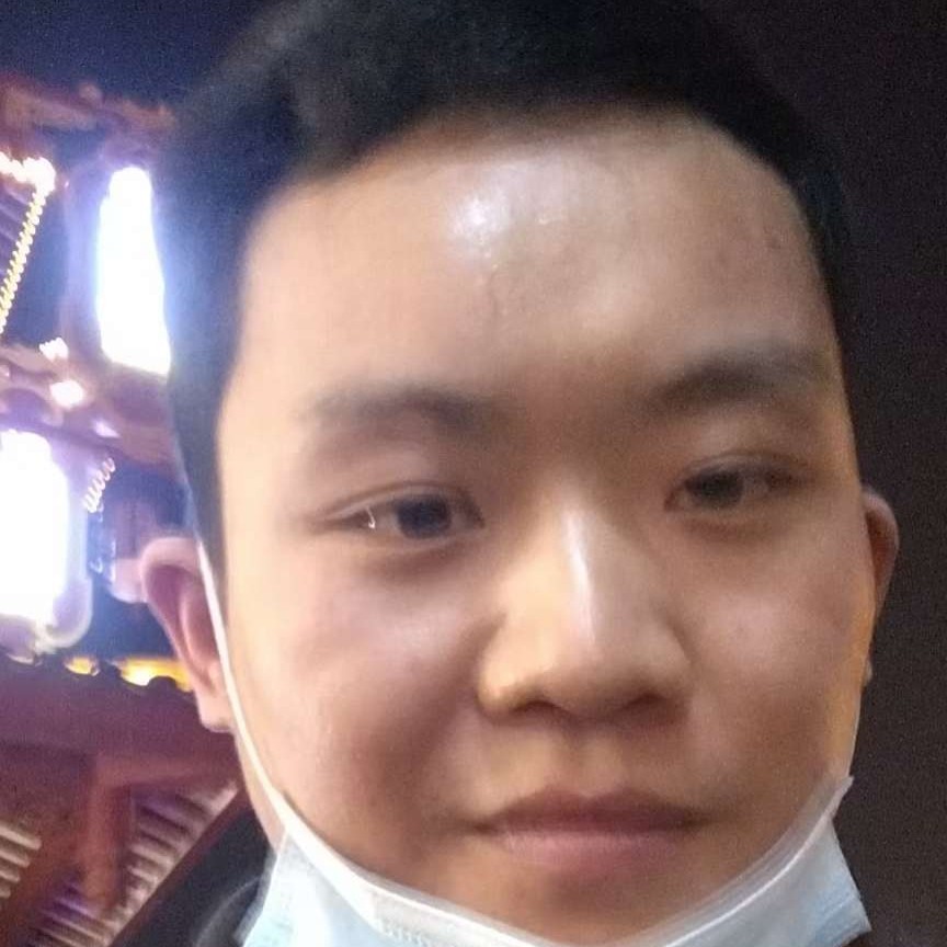淡淡請滑板的照片