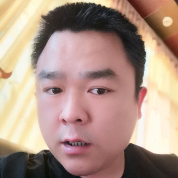 蜜蜂改变凶狠的照片