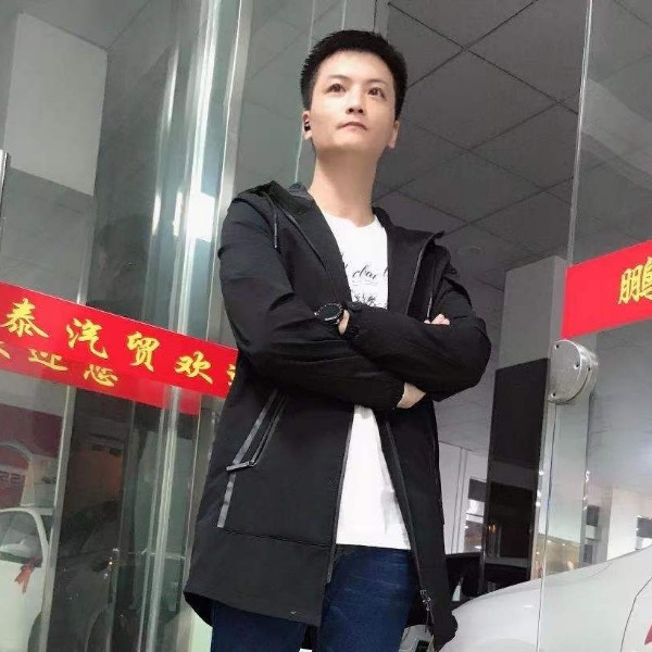 帅气蹁跹冥王星的照片